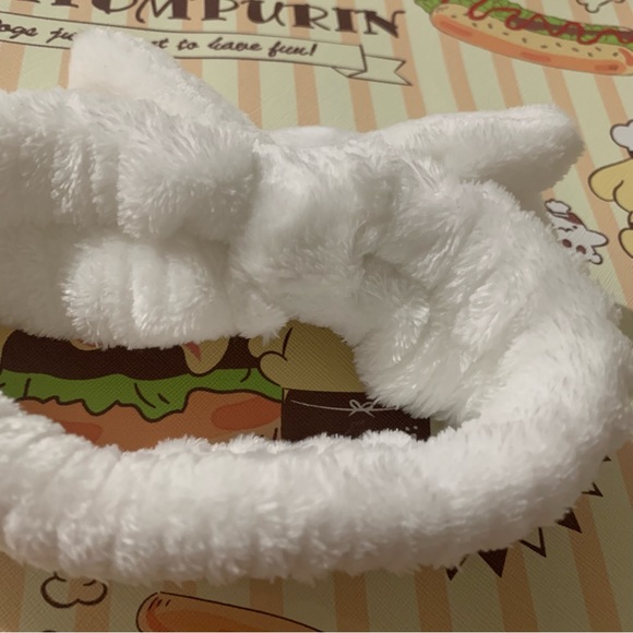 White Cinnamoroll Bow Design Soft Stretchy Spa Headband - Picture 7 of 12